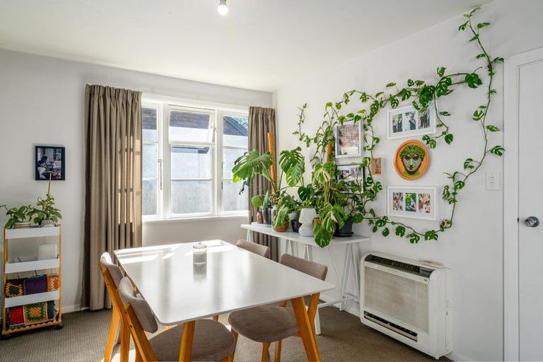 Photo of property in 67 Garreg Road, Bryndwr, Christchurch, 8052