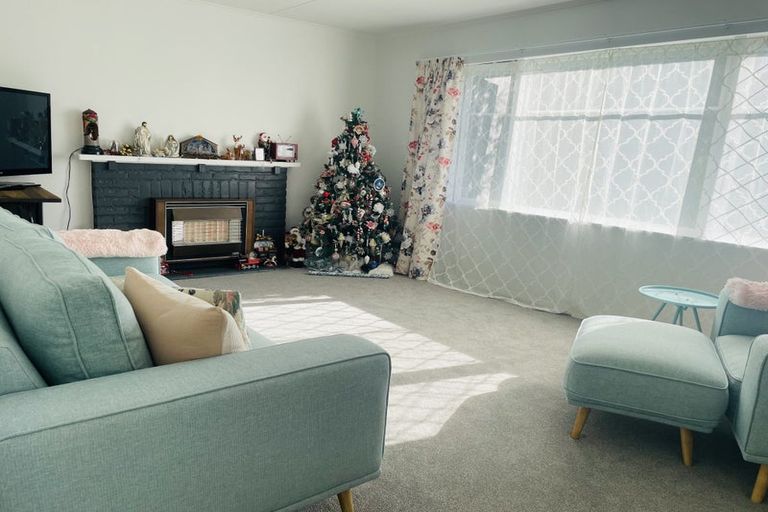 Photo of property in 9 Miles Place, Awapuni, Palmerston North, 4412