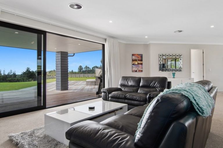 Photo of property in 25 Sarona Park Drive, Omanawa, Tauranga, 3171