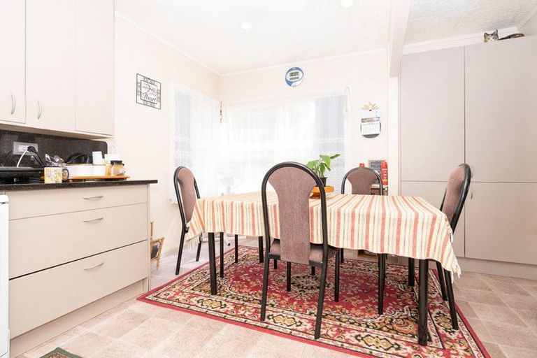 Photo of property in 6 Priscilla Crescent, Melville, Hamilton, 3206