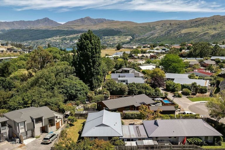 Photo of property in 35b Kawarau Place, Frankton, Queenstown, 9300