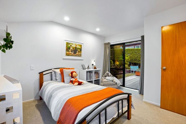 Photo of property in 43 Braemar Road, Rothesay Bay, Auckland, 0630