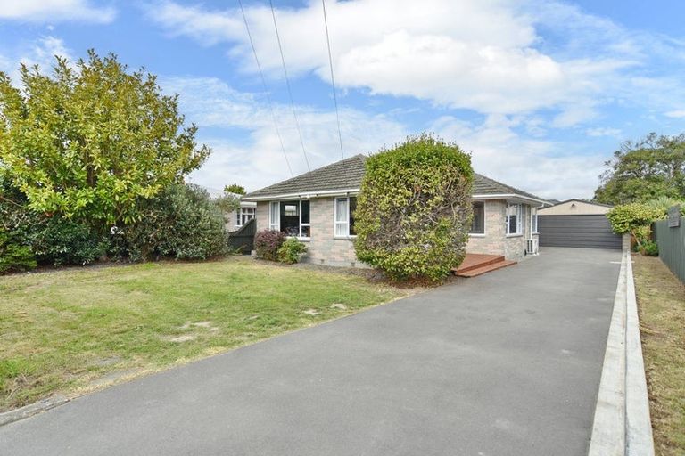 Photo of property in 187 Burwood Road, Burwood, Christchurch, 8083