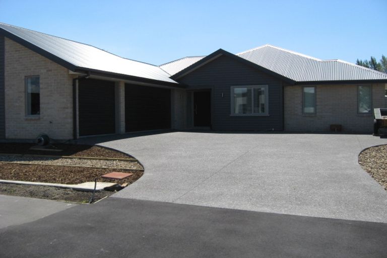 Photo of property in 23 Birkdale Drive, Shirley, Christchurch, 8061