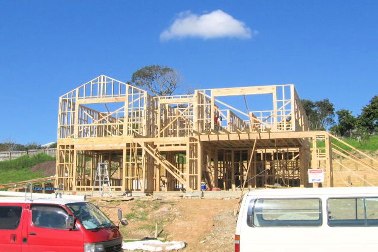 Photo of property in 28 Leafield Crescent, Henderson, Auckland, 0612