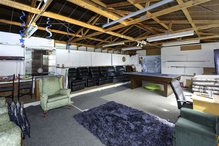 Photo of property in 1 Leeston Road, Springston, 7616