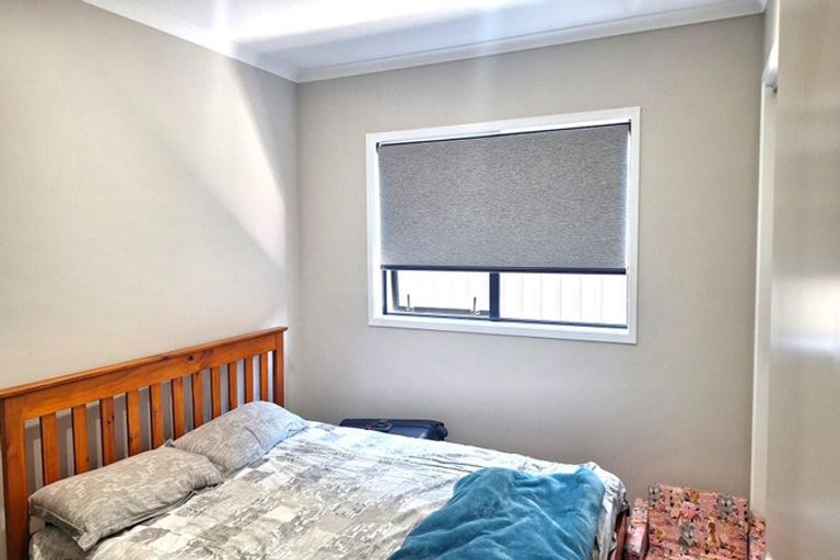 Photo of property in 22 Te Kaeaea Crescent, Wallaceville, Upper Hutt, 5018