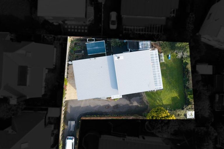 Photo of property in 7 Hawtrey Terrace, Johnsonville, Wellington, 6037