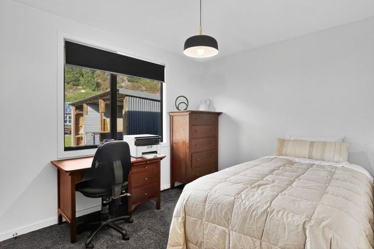 Photo of property in 2 Pisa Road, Luggate, Cromwell, 9383