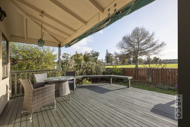 Photo of property in 18 Tapu Road, Huapai, Kumeu, 0810