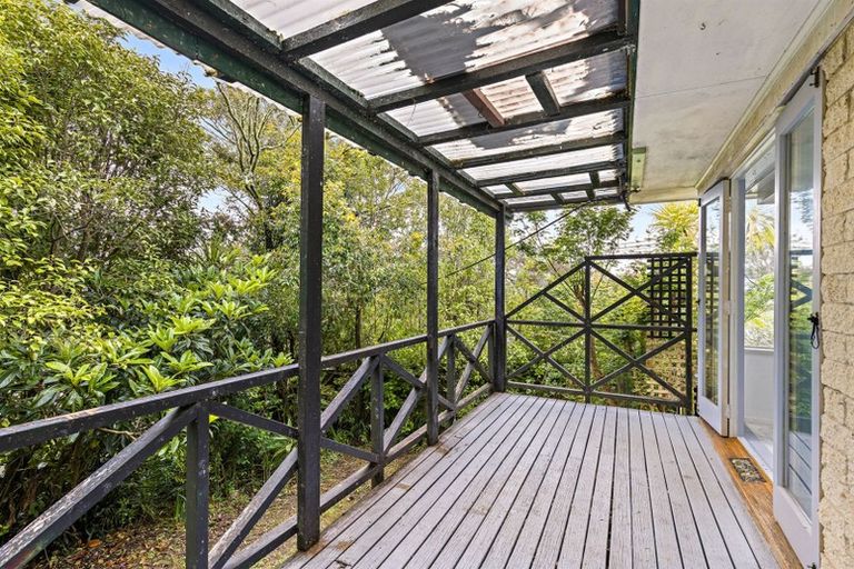Photo of property in 1/92 Saddleback Rise, Murrays Bay, Auckland, 0630