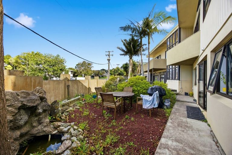 Photo of property in 1/49 Galaxy Drive, Mairangi Bay, Auckland, 0630