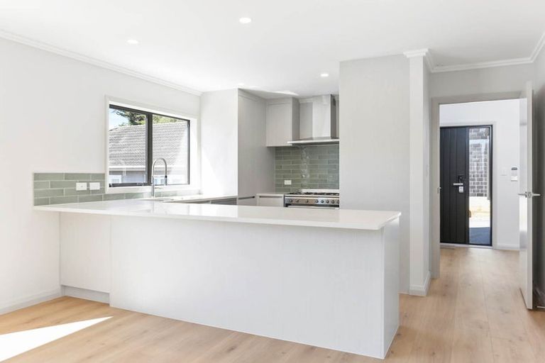 Photo of property in 27a Cleary Road, Panmure, Auckland, 1060