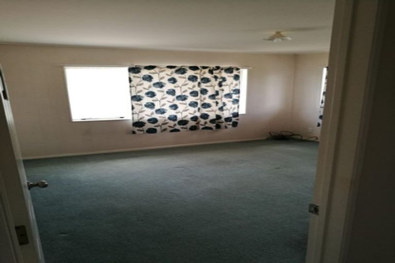 Photo of property in 9 San Luis Place, Golflands, Auckland, 2013