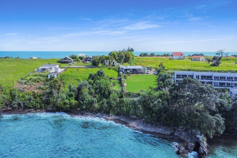 Photo of property in 1e Te Kaha Church Road, Te Kaha, Opotiki, 3199