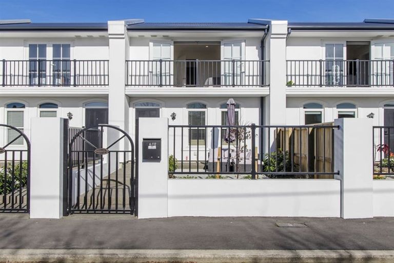 Photo of property in 6/12 Burke Street, Addington, Christchurch, 8024