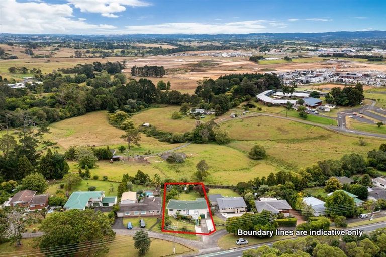 Photo of property in 466 Don Buck Road, Massey, Auckland, 0614