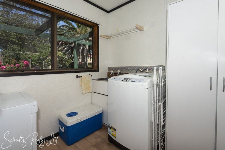 Photo of property in 1610 Paparoa-oakleigh Road, Taipuha, Paparoa, 0571
