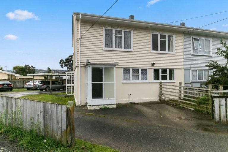 Photo of property in 21-22 Trevethick Grove, Woburn, Lower Hutt, 5010