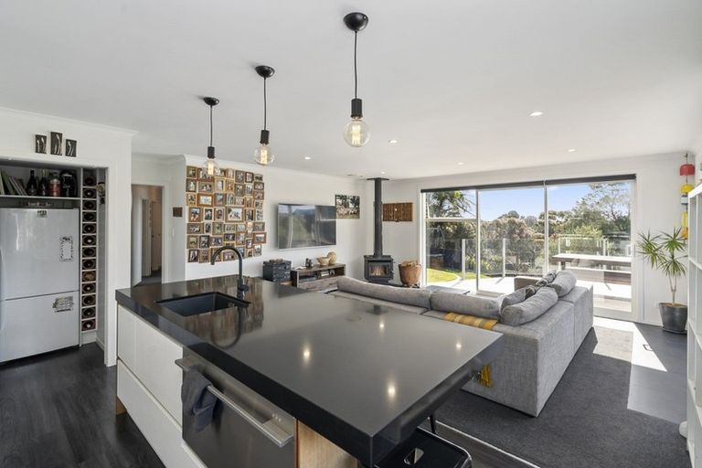 Photo of property in 14b Truby King Street, Merrilands, New Plymouth, 4312