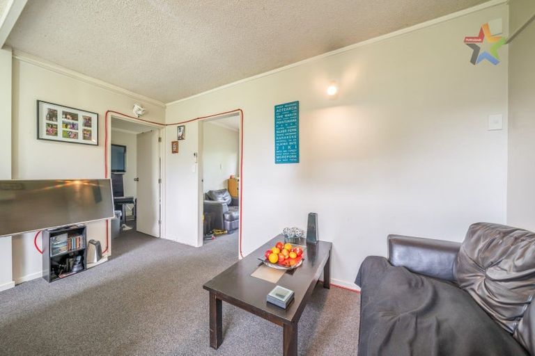 Photo of property in 2/21 Britannia Street, Petone, Lower Hutt, 5012