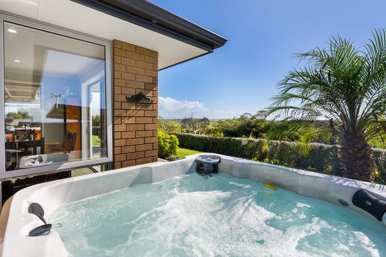 Photo of property in 50 Waionehu Road, Waipu, 0582