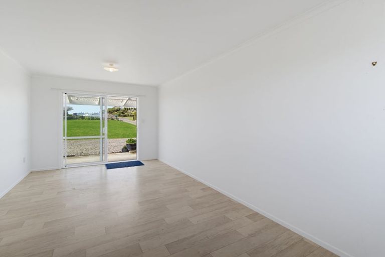 Photo of property in 250 Porangahau Road, Waipukurau, 4282
