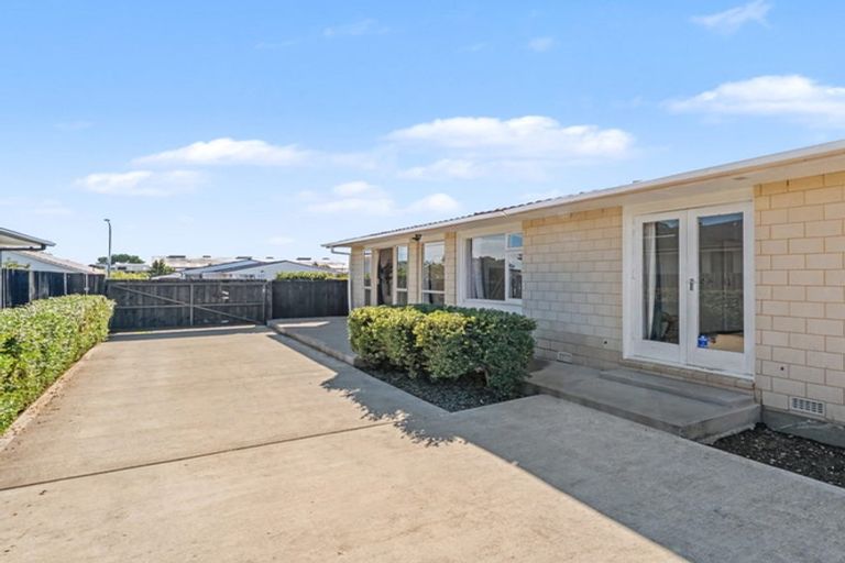 Photo of property in 66 Bickerton Street, Wainoni, Christchurch, 8061