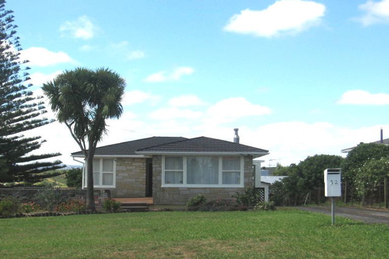 Photo of property in 32 Commissariat Road, Mount Wellington, Auckland, 1060