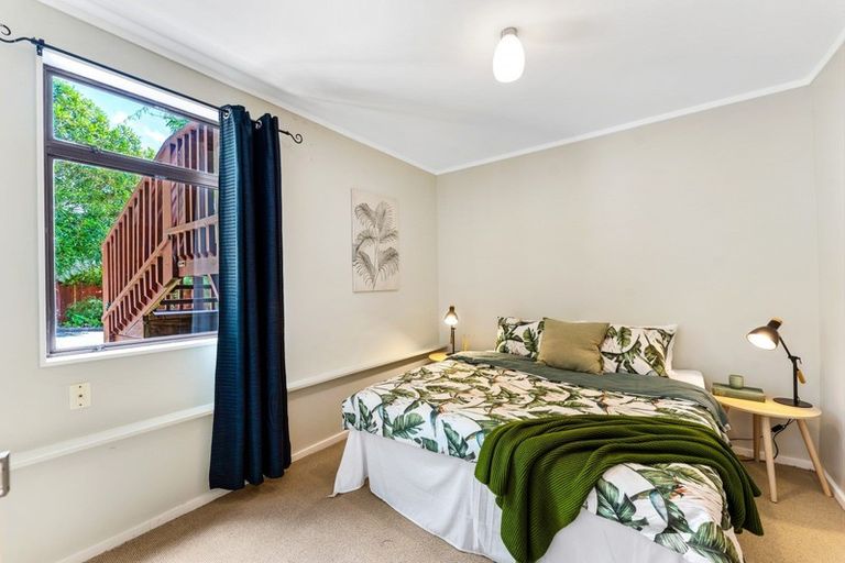 Photo of property in 25 Gentian Street, Timberlea, Upper Hutt, 5018