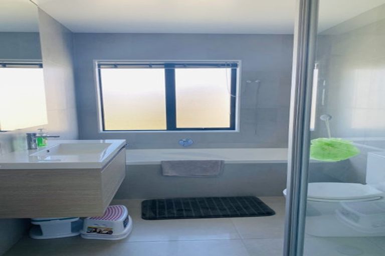 Photo of property in 33 Adlam Lane, Takanini, 2112