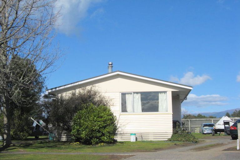 Photo of property in 27 Runuku Grove, Turangi, 3334
