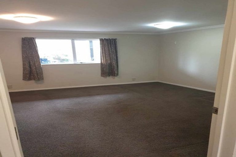 Photo of property in 46 Tauhinu Road, Greenhithe, Auckland, 0632