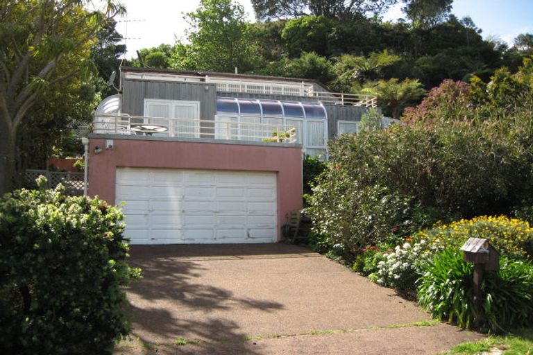 Photo of property in 12 Foster Avenue, Huia, Auckland, 0604