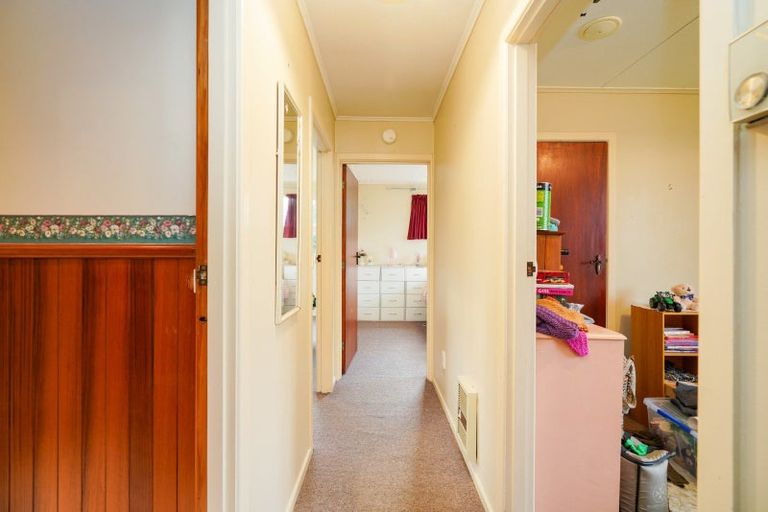 Photo of property in 28 Dunns Road, Otatara, Invercargill, 9879