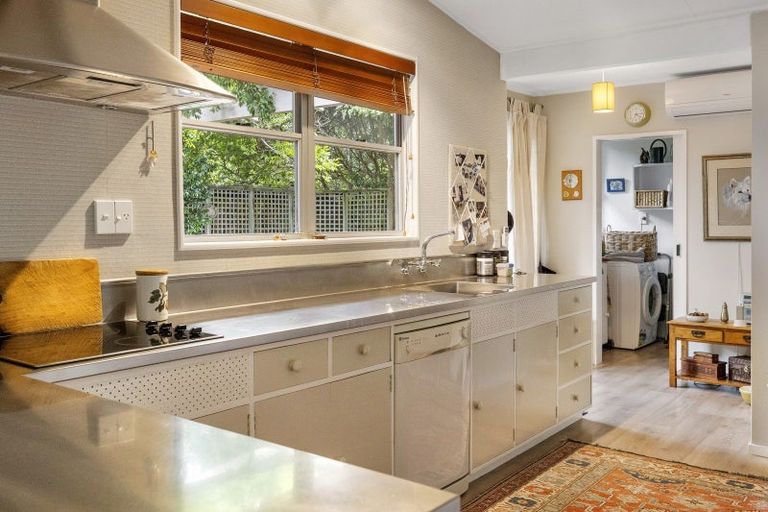 Photo of property in 16 Crowther Terrace, Waipahihi, Taupo, 3330