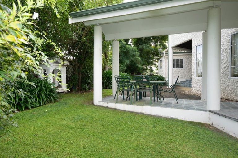 Photo of property in 26 Tauroa Road, Havelock North, 4130