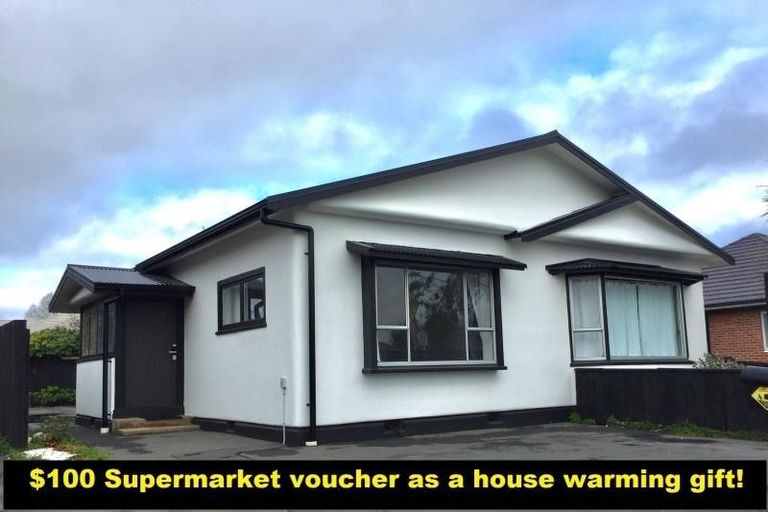Photo of property in 1/170 Main North Road, Redwood, Christchurch, 8051