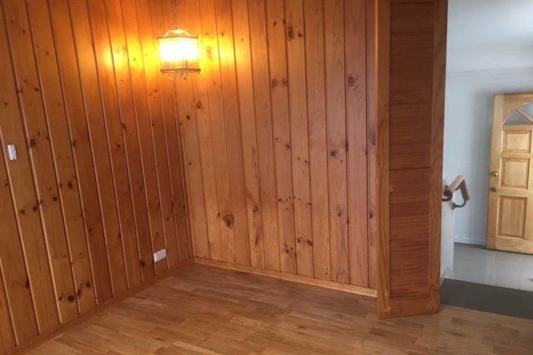 Photo of property in 8 Keldale Place, Forrest Hill, Auckland, 0620