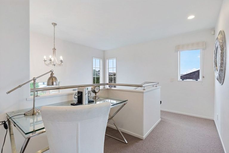 Photo of property in 31 Amaretto Avenue, Flat Bush, Auckland, 2019