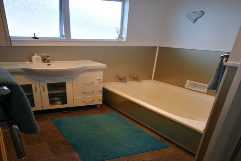 Photo of property in 56 Kohe Street, Parahaki, Whangarei, 0112