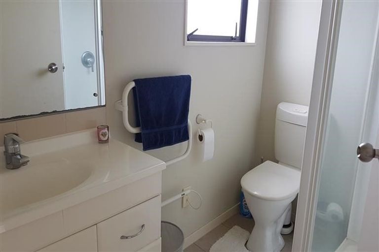 Photo of property in 60 Tiger Drive, Golflands, Auckland, 2013