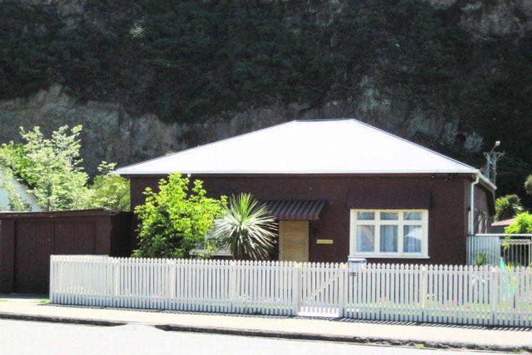 Photo of property in 38 Stoke Street, Sumner, Christchurch, 8081