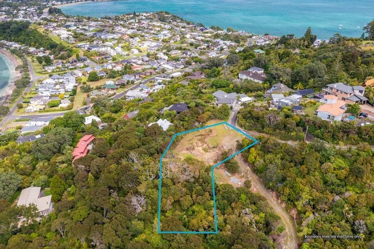 Photo of property in 79 Roberts Road, Matakatia, Whangaparaoa, 0930