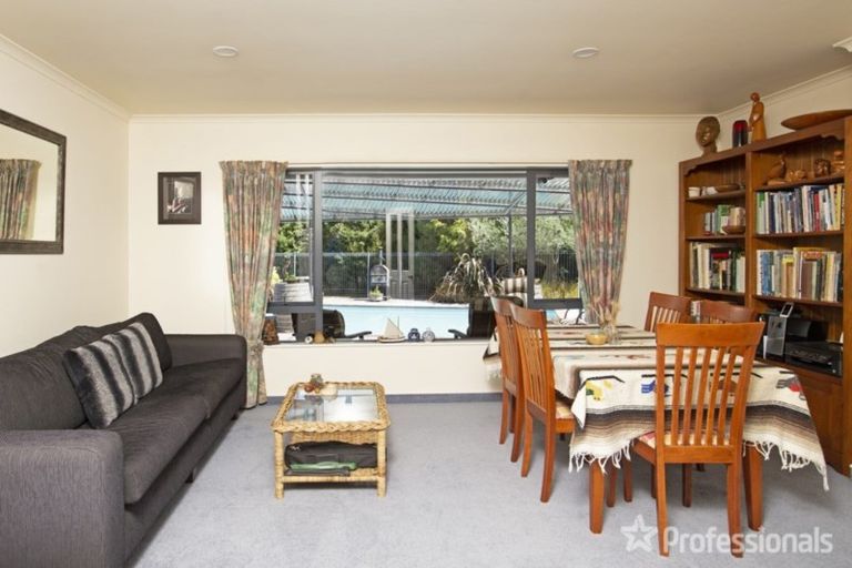 Photo of property in 69 Frederick Street, Carterton, 5713