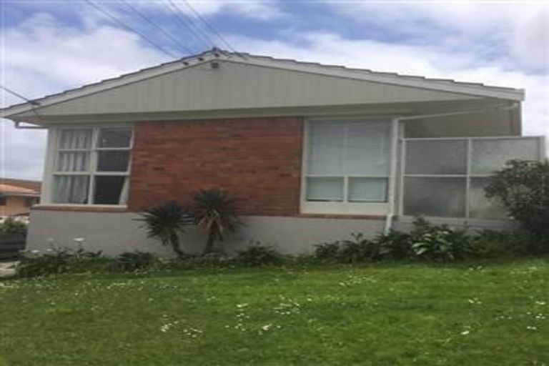 Photo of property in 2/5 Hart Road, Hauraki, Auckland, 0622