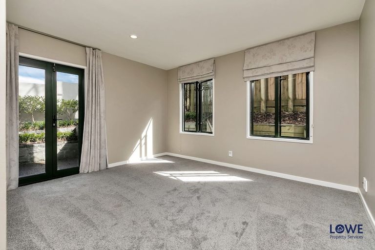 Photo of property in 1a Bournemouth Terrace, Murrays Bay, Auckland, 0630