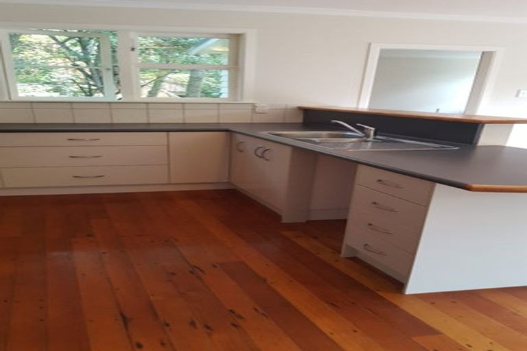 Photo of property in 5 Fawcett Road, Laingholm, Auckland, 0604