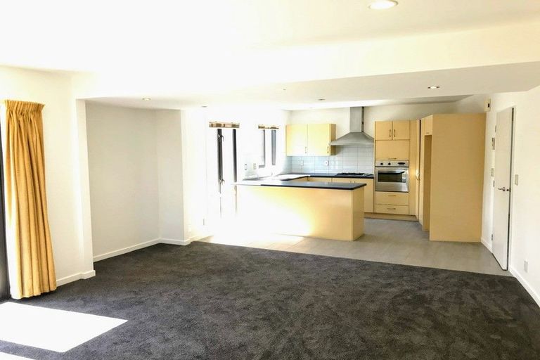 Photo of property in 114a Bishop Street, St Albans, Christchurch, 8014