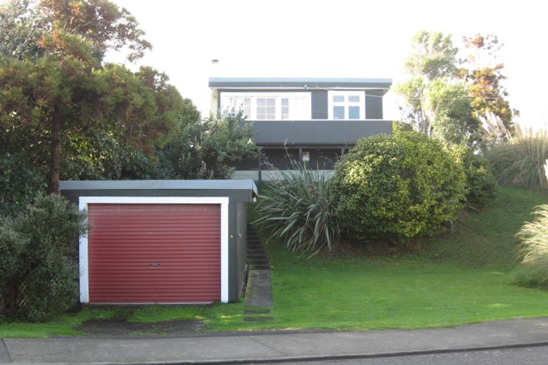 Photo of property in 5 Allen Road, Raumati Beach, Paraparaumu, 5032
